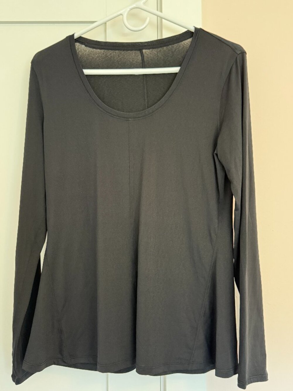 Lululemon Lightweight Flowy Hem Long Sleeve Shirt Black Size L